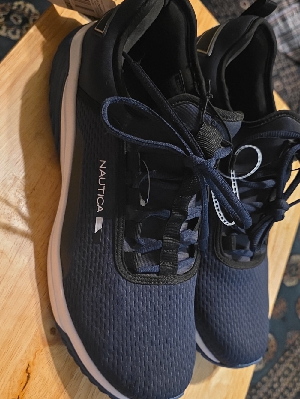 Nautica Men's Navy and White Mesh Athletic Sneakers